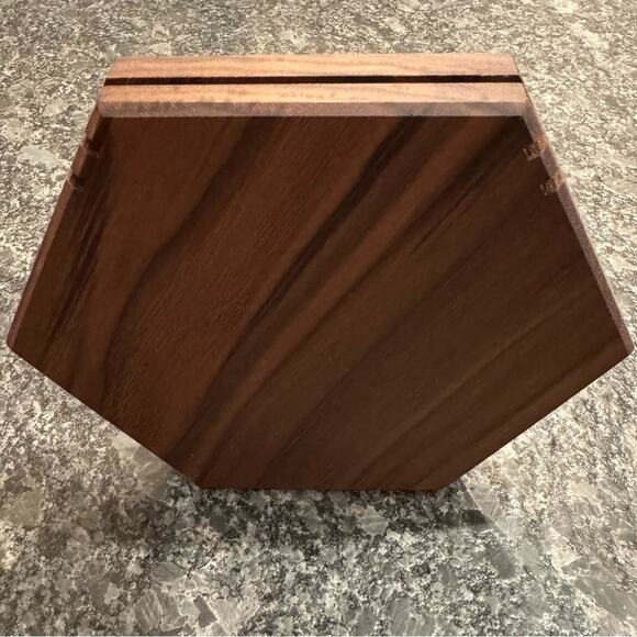 WALNUT WOODEN HEXAGON NECKLACE DISPLAY STAND - Picture 5 of 8
